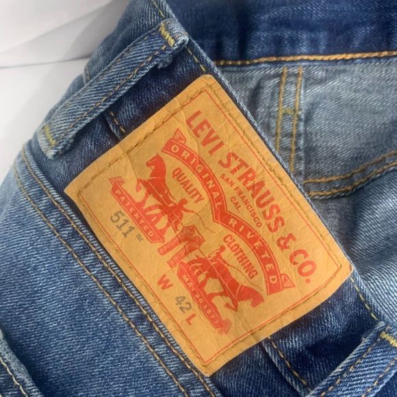 Levi's Men's 511 Big & Tall Distressed Cut Off Denim Jean Shorts Size 42 - Picture 4 of 7